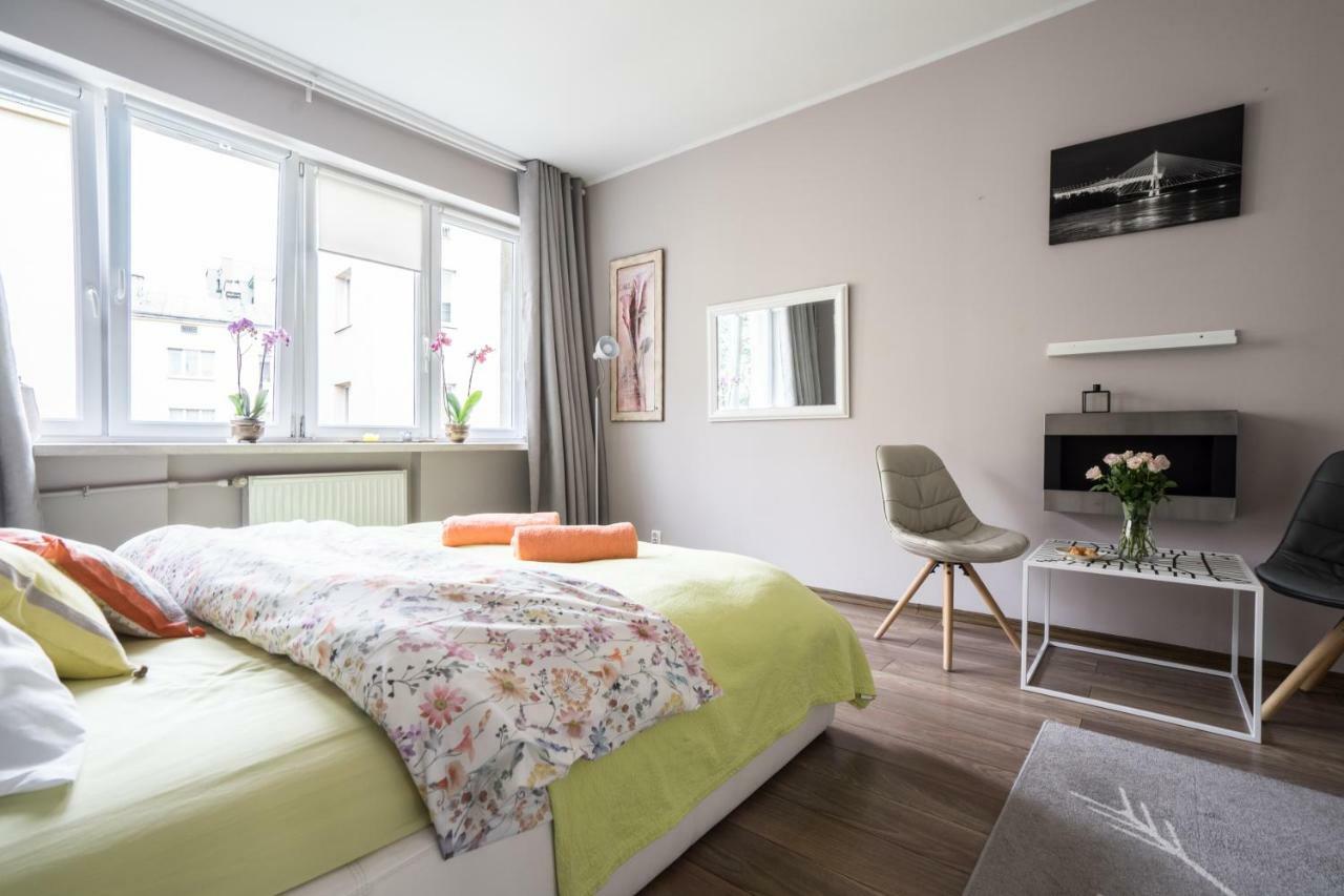Sunny Wisla River Apartment ワルシャワ エクステリア 写真