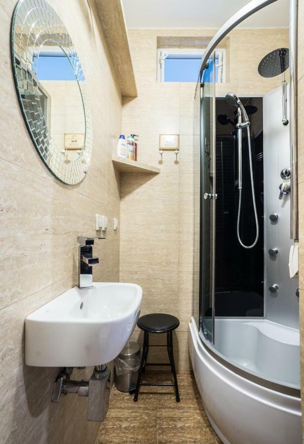Sunny Wisla River Apartment ワルシャワ エクステリア 写真